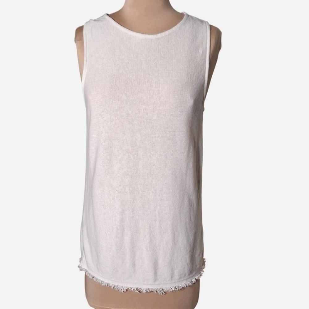 J.Jill White Linen Blend Top With Fringed Hem.  Size Medium